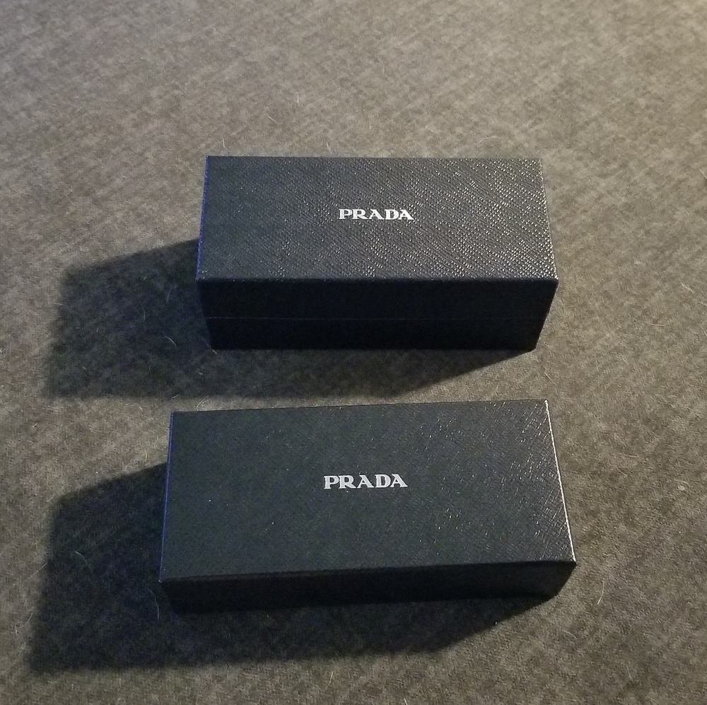 Pretty Prada boxes